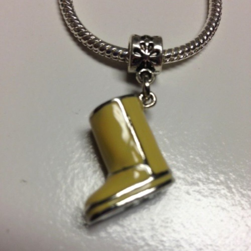 "UGGS Boots" Dangling Charm Bead For European Style Charm Bracelets